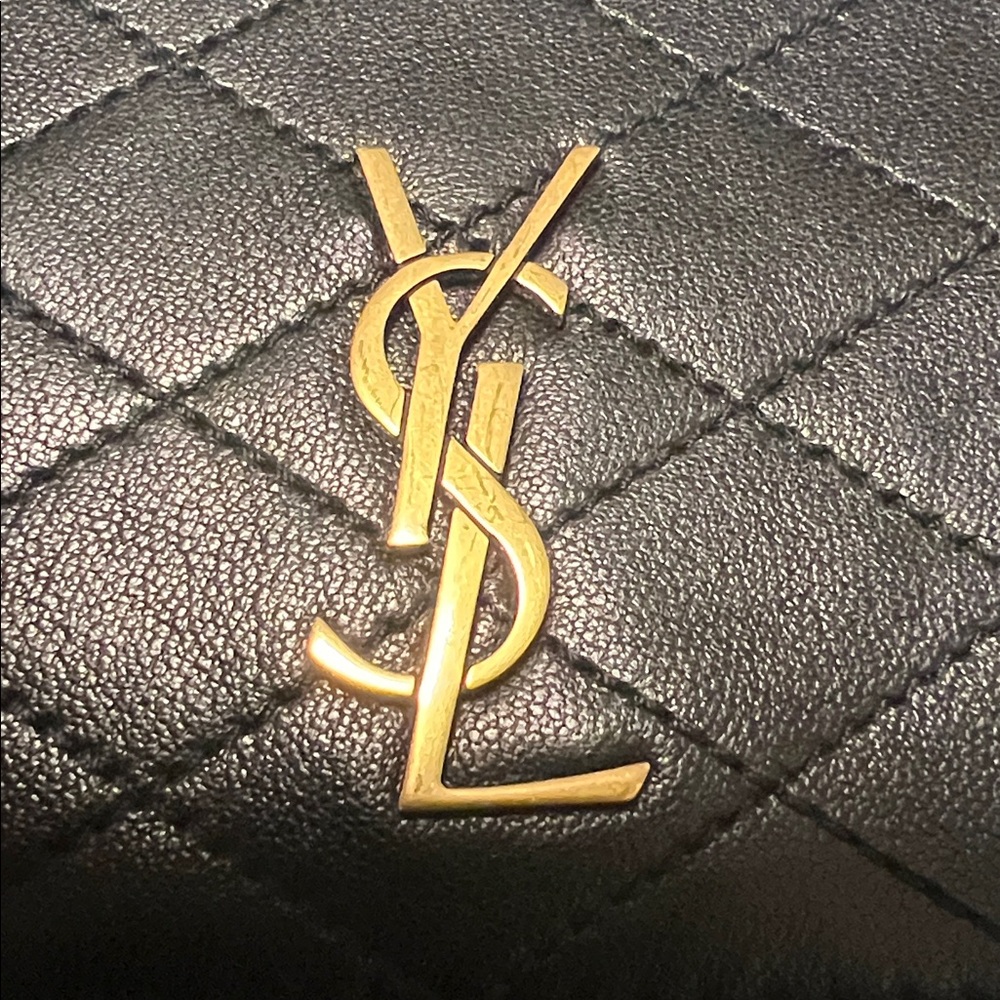 YSL Saint Laurent Gaby Phone Holder, black quilted with gold chain NWT! - Picture 16 of 17